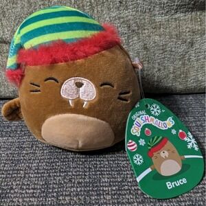 Squishmallows Bruce the Walrus Elf Hat Cap 5" Christmas Holiday Winter NWT
